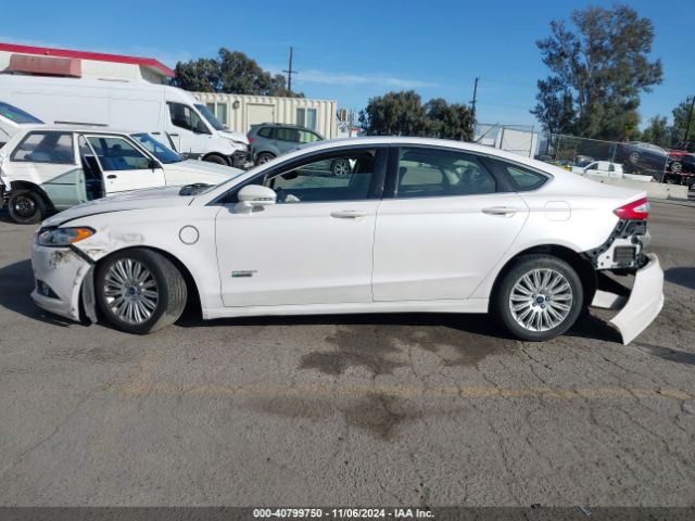 3FA6P0PU0GR384716 Ford Fusion Energi Se Luxury