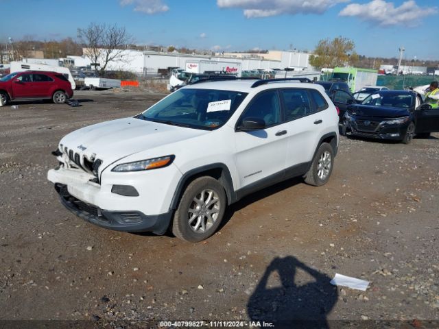 1C4PJMAB5GW112092 Jeep Cherokee Sport