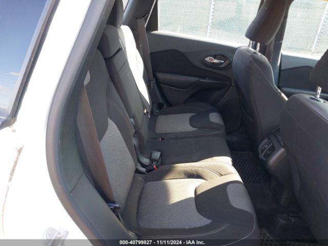 1C4PJMAB5GW112092 Jeep Cherokee Sport
