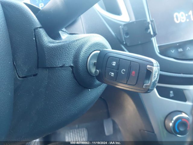 KL7CJPSB1GB632339 Chevrolet Trax Lt