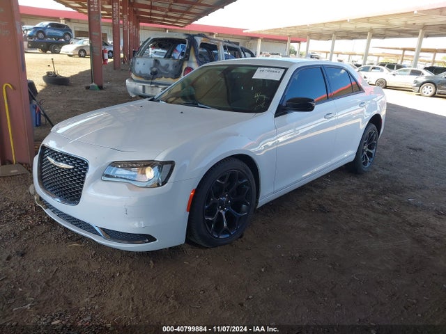 2C3CCAAG2KH502937 Chrysler 300 Touring