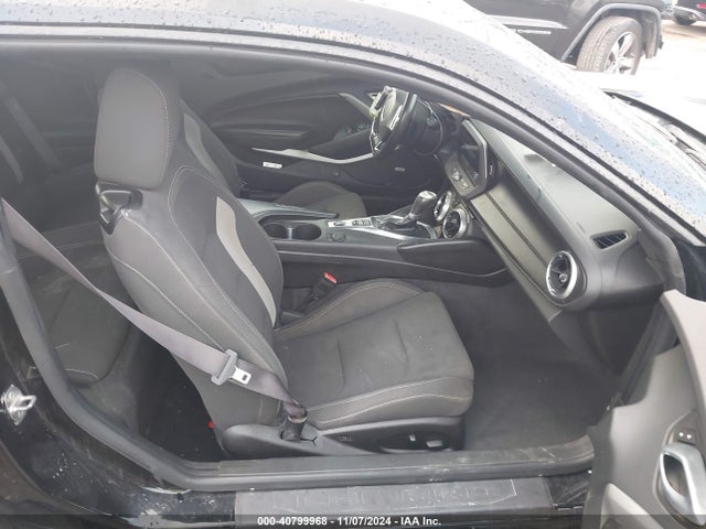 1G1FB1RS2H0117520 Chevrolet Camaro 1lt