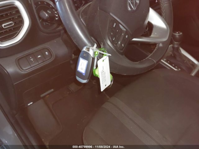 KMHRC8A35MU100109 Hyundai Venue Sel