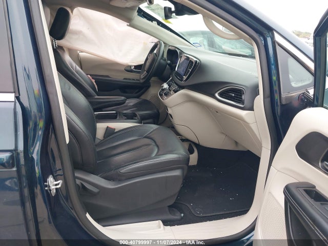 Chrysler Pacifica Touring L 2022 2C4RC1BG8NR182218 Image 5