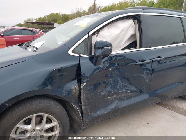 Chrysler Pacifica Touring L 2022 2C4RC1BG8NR182218 Image 6