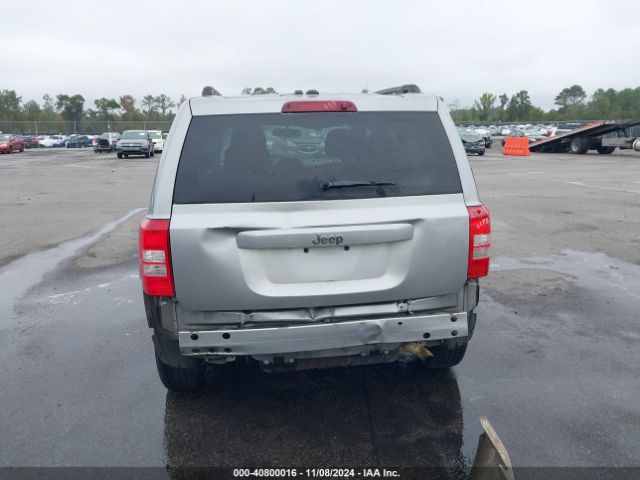 1C4NJPBB1GD748494 Jeep Patriot Sport