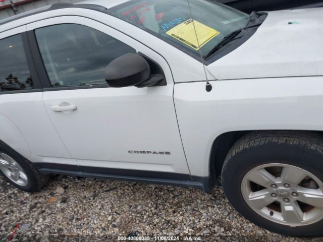 1C4NJCBB9GD574568 Jeep Compass Sport