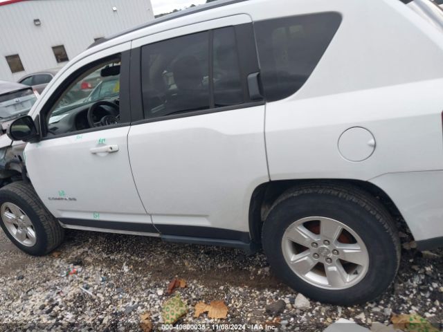 1C4NJCBB9GD574568 Jeep Compass Sport