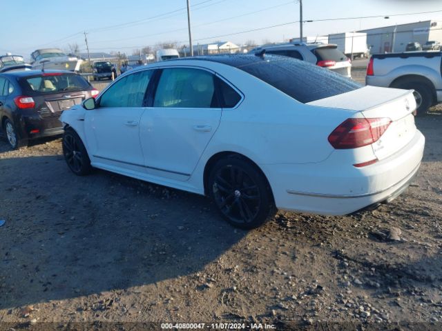 1VWDT7A31HC076425 Volkswagen Passat 1.8t R-line