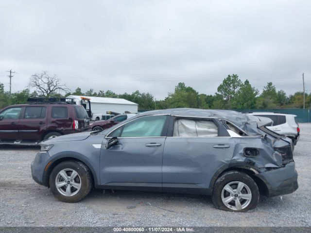 5XYRG4LC0NG109155 KIA SORENTO LX