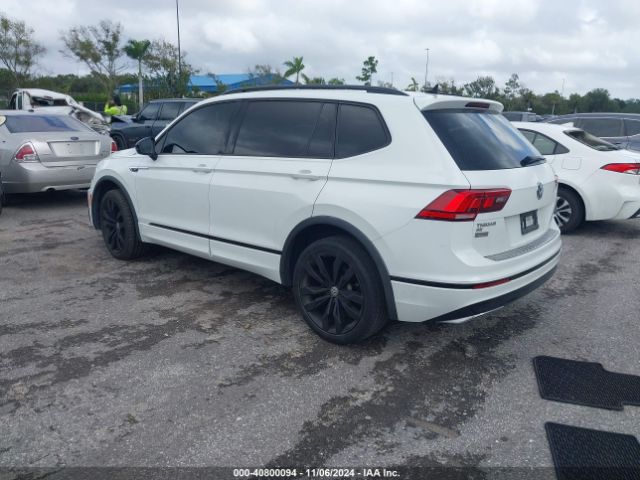 3VV3B7AX0MM110904 Volkswagen Tiguan 2.0t Se/2.0t Se R-line Black/2.0t Sel