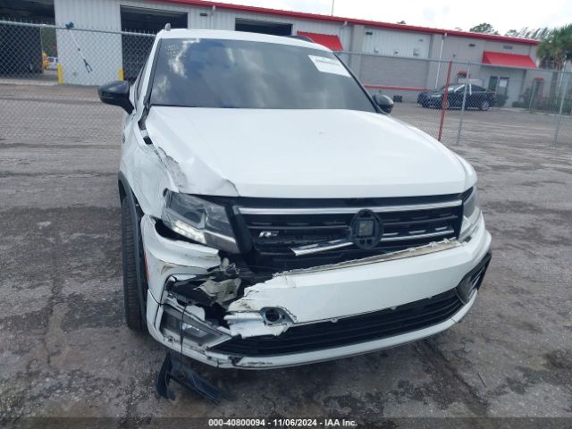 3VV3B7AX0MM110904 Volkswagen Tiguan 2.0t Se/2.0t Se R-line Black/2.0t Sel