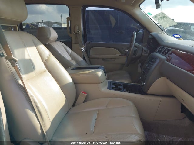 1GKS1KE02ER211749 GMC Yukon Xl 1500 Slt