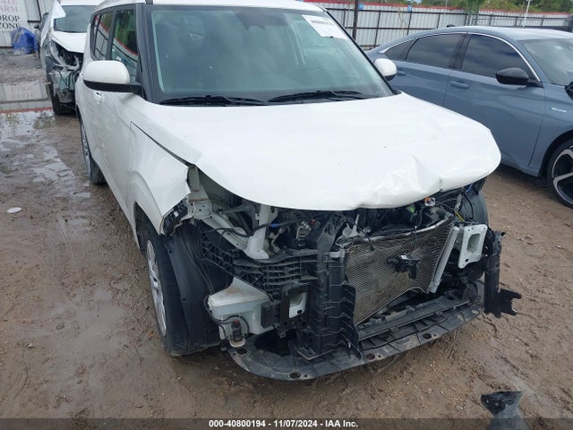 KNDJ23AU3P7845959 KIA SOUL LX