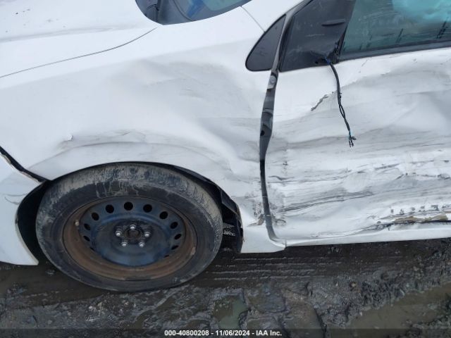 2T1BURHE8GC653127 Toyota COROLLA LE