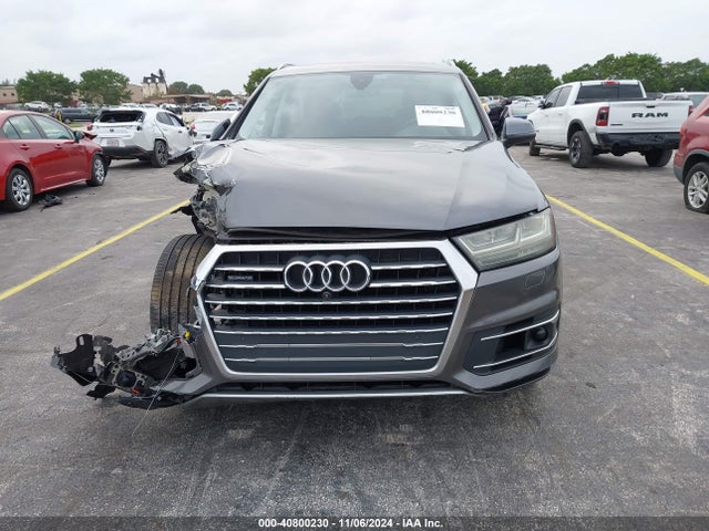 WA1LAAF76KD011739 Audi Q7 55 Premium/55 Se Premium
