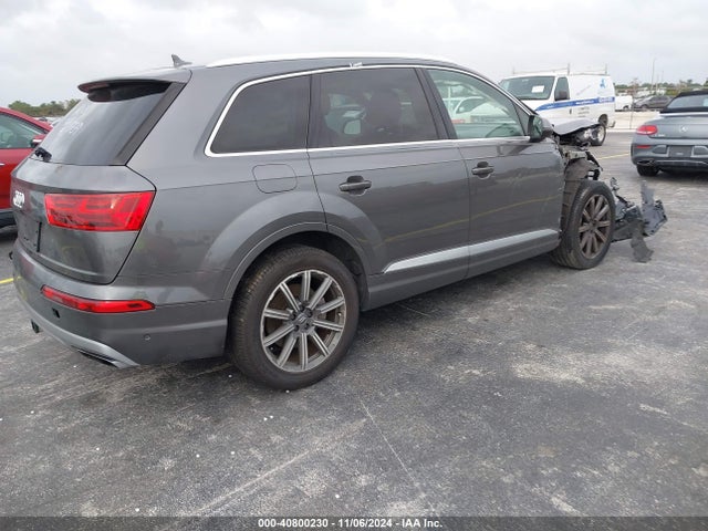 WA1LAAF76KD011739 Audi Q7 55 Premium/55 Se Premium