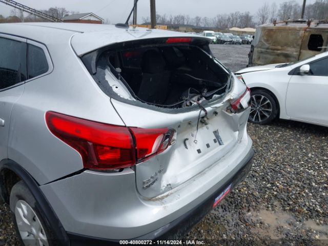 JN1BJ1CR0KW348230 Nissan Rogue Sport S