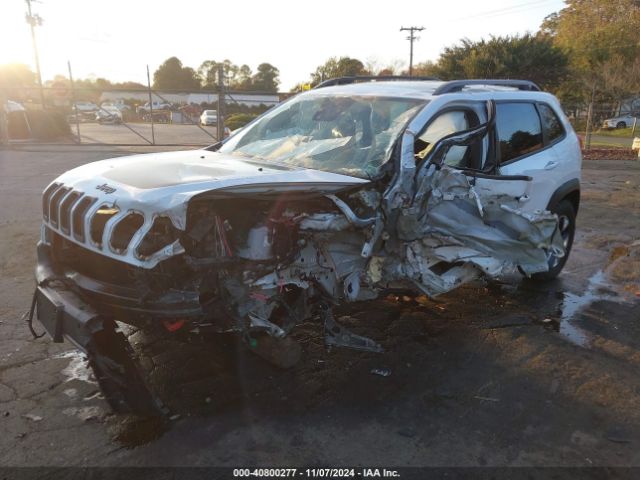 1C4PJMBS6GW284453 Jeep Cherokee Trailhawk