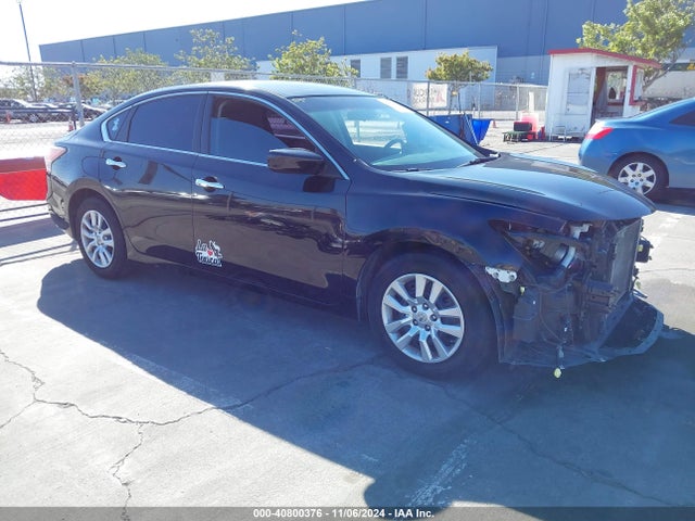 Nissan Altima 2.5 S 2015 1N4AL3AP3FC473302 Image 1