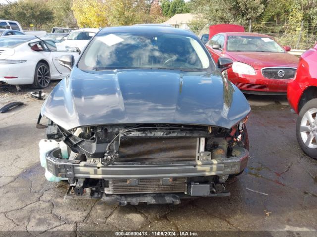 3FA6P0SU3HR209577 Ford Fusion Energi Titanium