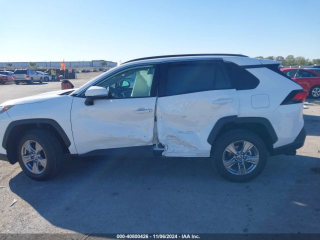 2T3W1RFV5RC293175 Toyota Rav4 Xle