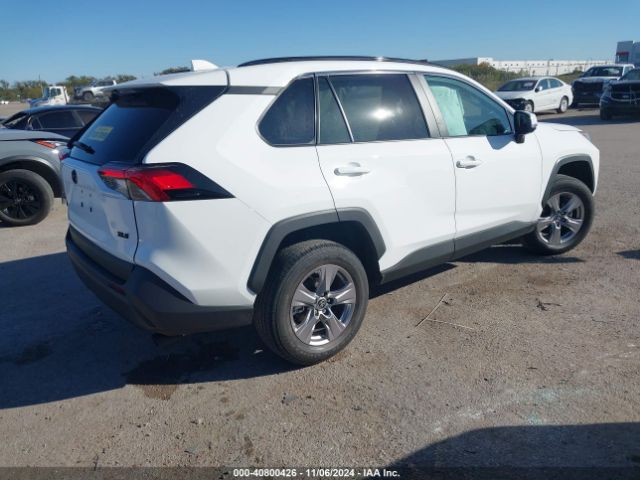 2T3W1RFV5RC293175 Toyota Rav4 Xle