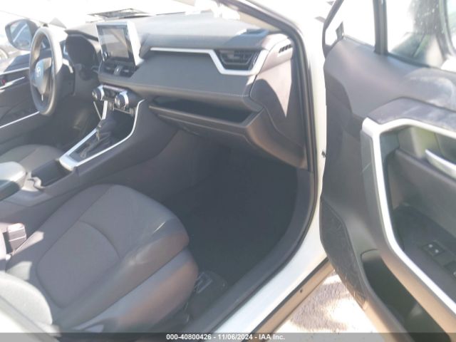 2T3W1RFV5RC293175 Toyota Rav4 Xle