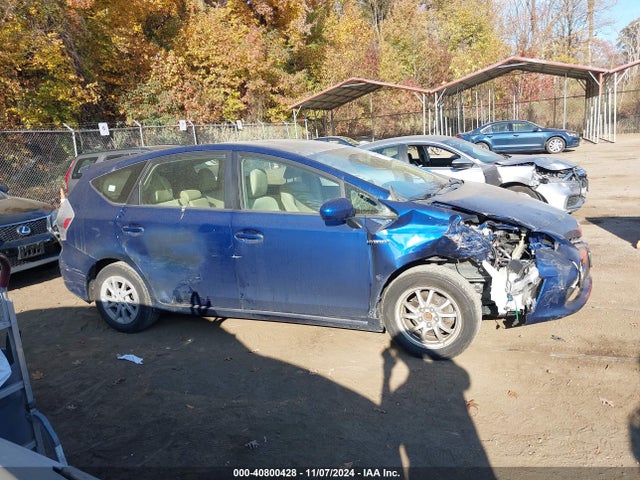Toyota Prius V Two 2014 JTDZN3EUXEJ002412 Image 13
