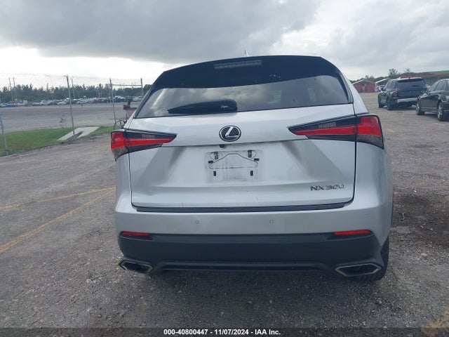 JTJYARBZ5K2131557 Lexus NX 300