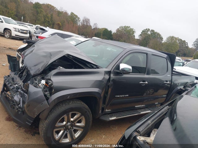 3TMGZ5AN3JM127030 Toyota Tacoma Limited