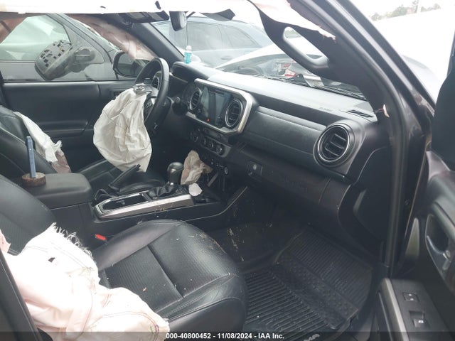 3TMGZ5AN3JM127030 Toyota Tacoma Limited