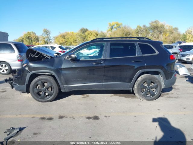 1C4PJMCBXFW756084 Jeep Cherokee Latitude Altitude
