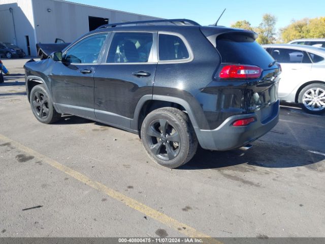 1C4PJMCBXFW756084 Jeep Cherokee Latitude Altitude
