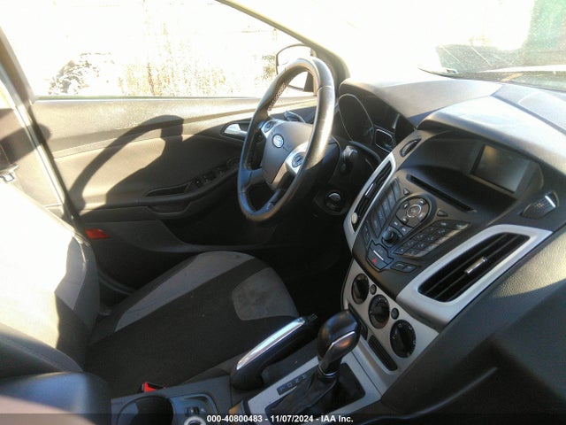 Ford FOCUS SE 2014 1FADP3F20EL107472 Image 5