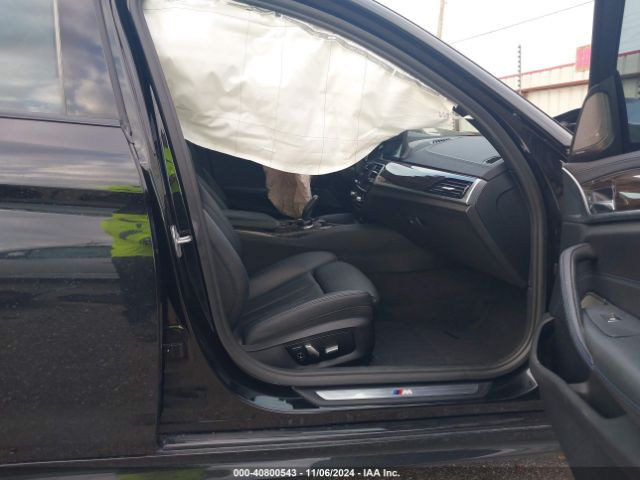 WBAJE5C38HG914702 BMW 540I