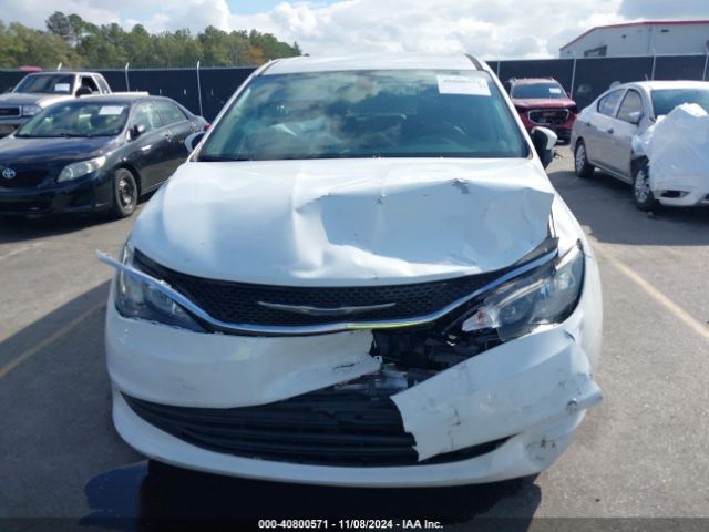 2C4RC1CG0HR609703 Chrysler Pacifica Lx