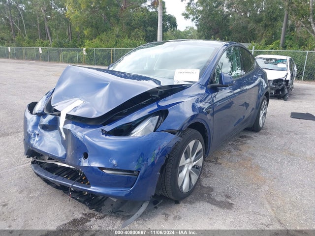 2024 TESLA MODEL Y 7SAYGDED3RF032671 Photo 1