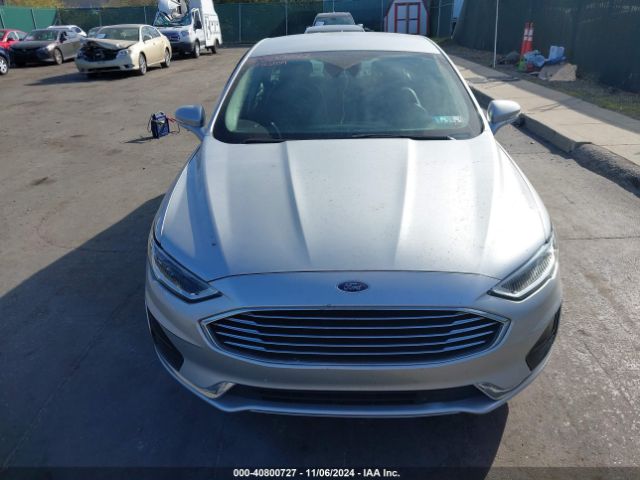 3FA6P0MU8KR119667 Ford Fusion Hybrid Sel