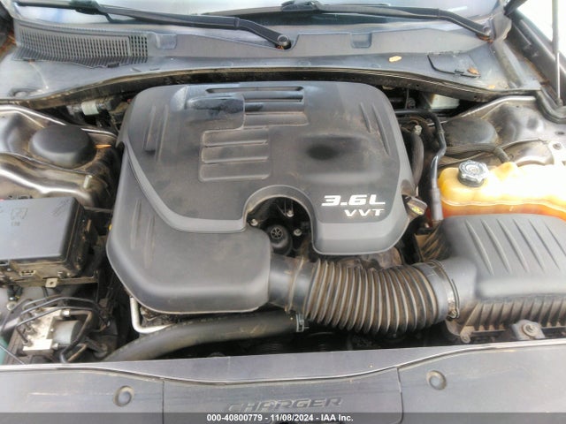 2C3CDXBG0KH760159 Dodge Charger Sxt Rwd