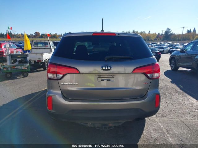 5XYKTCA6XFG643186 KIA SORENTO LX