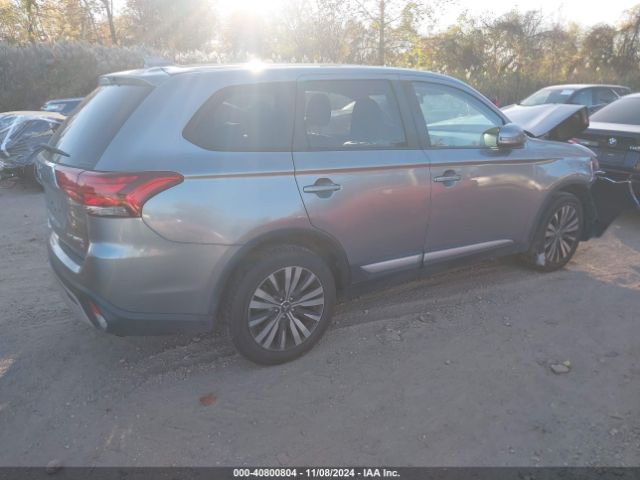 JA4AZ3A39KZ043295 Mitsubishi Outlander Se