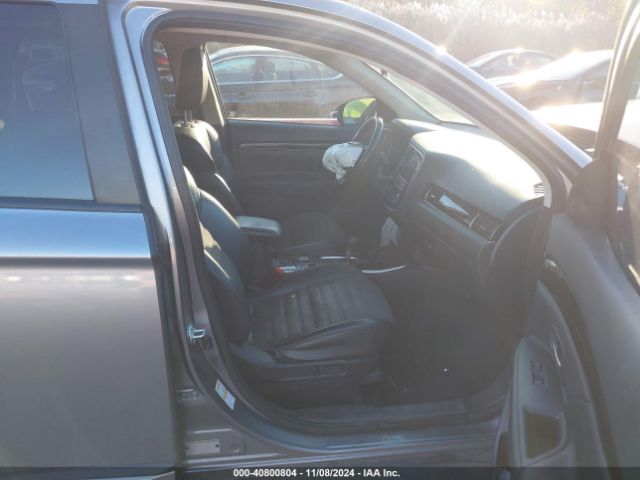 JA4AZ3A39KZ043295 Mitsubishi Outlander Se