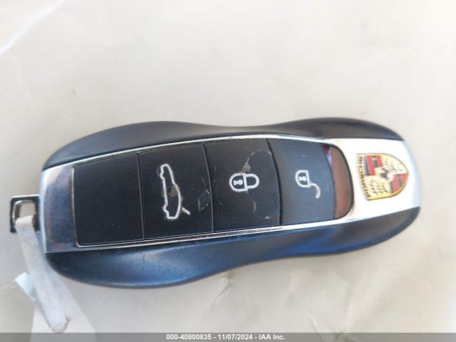 WP0AA2A70GL005636 Porsche PANAMERA 4