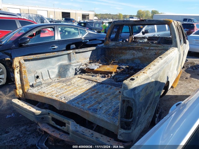 1999 FORD SUPER DUTY F-250 1FTNX21F6XEA63942 Photo 3