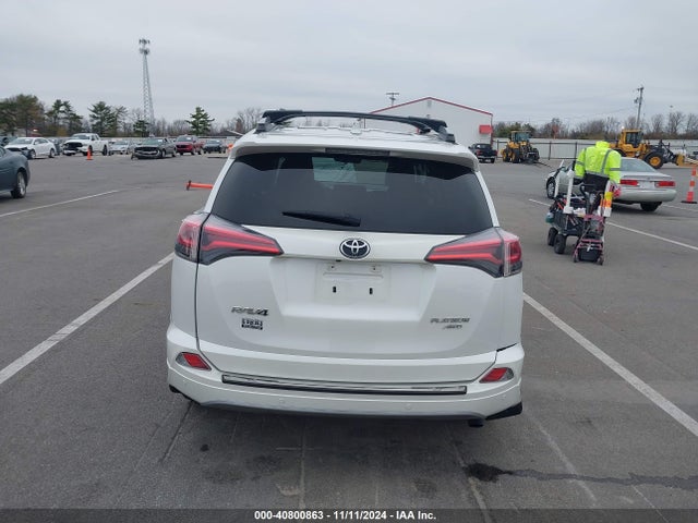2T3DFREV1HW583937 Toyota Rav4 Platinum