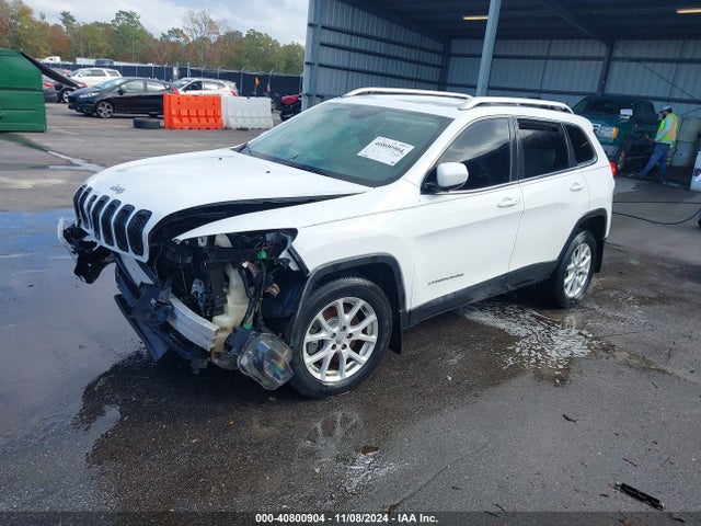 Jeep Cherokee Latitude 2015 1C4PJLCB8FW602094 Image 2