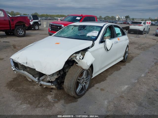WDDZF4JB7KA658866 Mercedes-Benz E 300