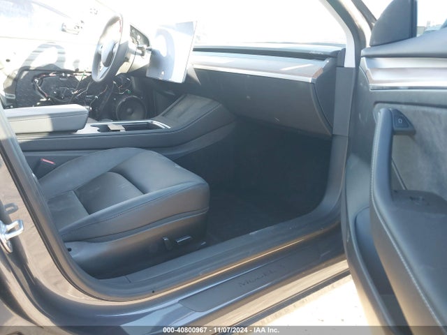 2023 TESLA MODEL 3 5YJ3E1EB2PF628541 Photo 4