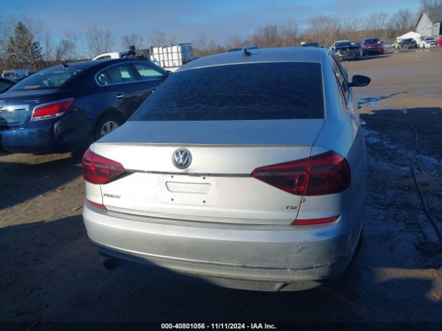 1VWDT7A34HC006840 Volkswagen Passat 1.8t R-line